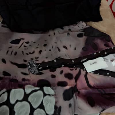 3950 purple black print 