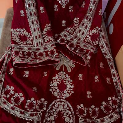 Mehroon kaftan 19500
