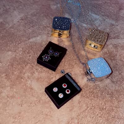 Ear studs 