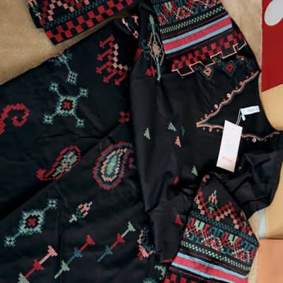 Black lawn 2pc 7500 lawn cotton 