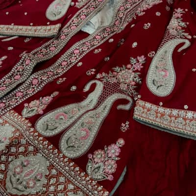 Mehroon ethnic botique 