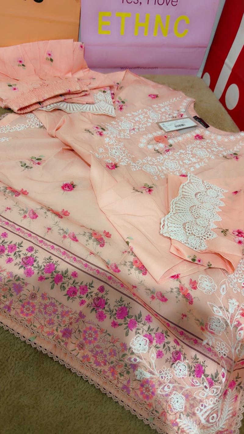 Pink 2pc 5400 lawn embroidery