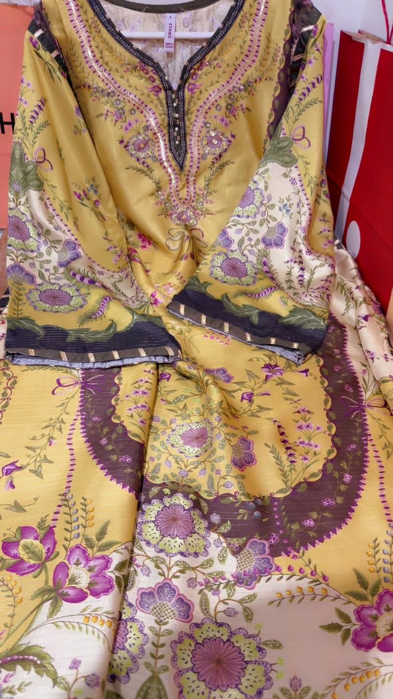 Ethnc hand work shirt 5500