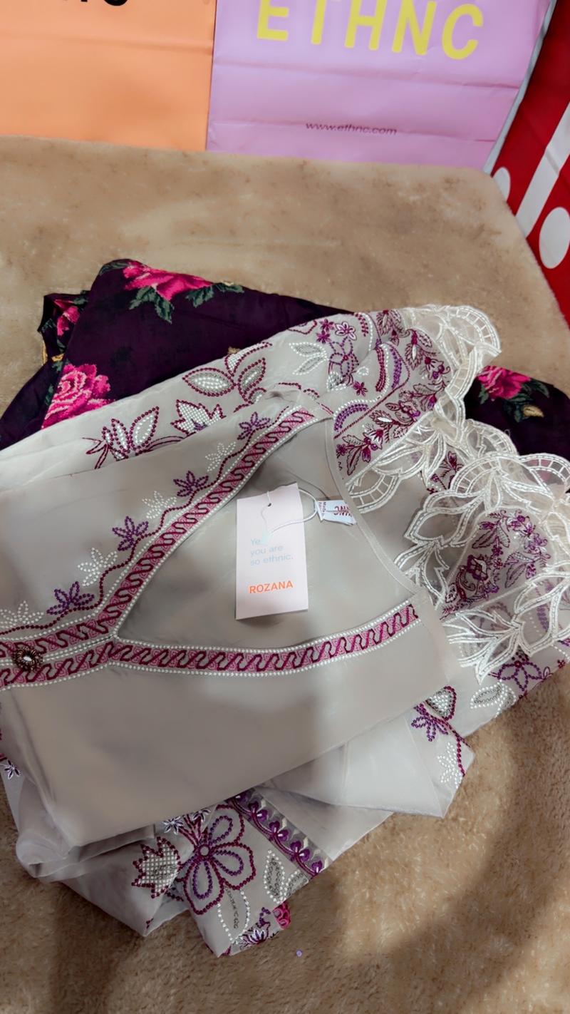 Large ethnc new arrival 8750