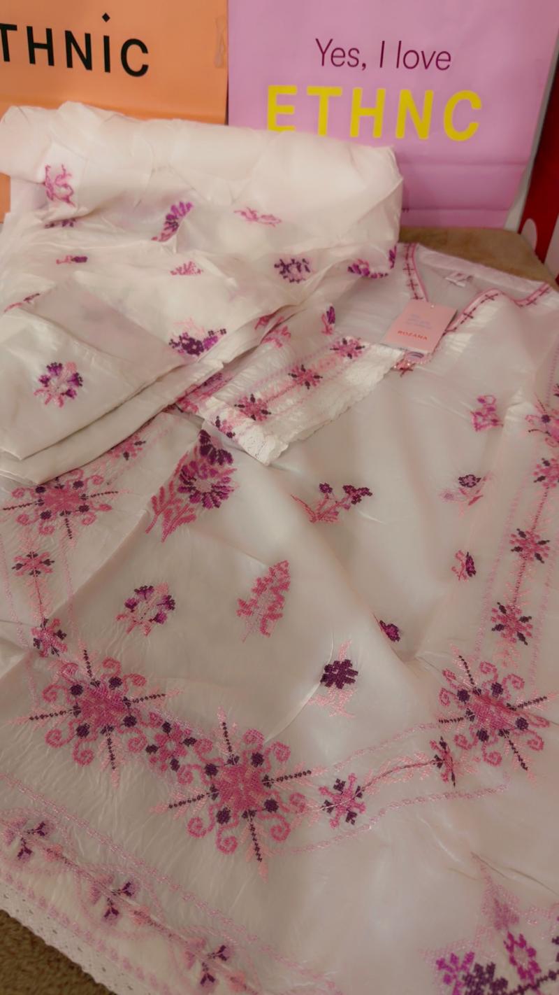 6950 white pink embroidered 