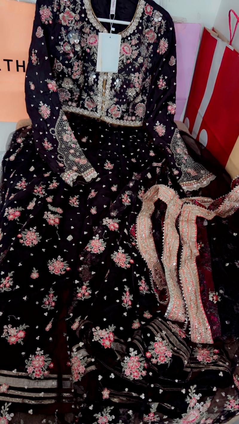 Ethnc luxury maxi large 23500