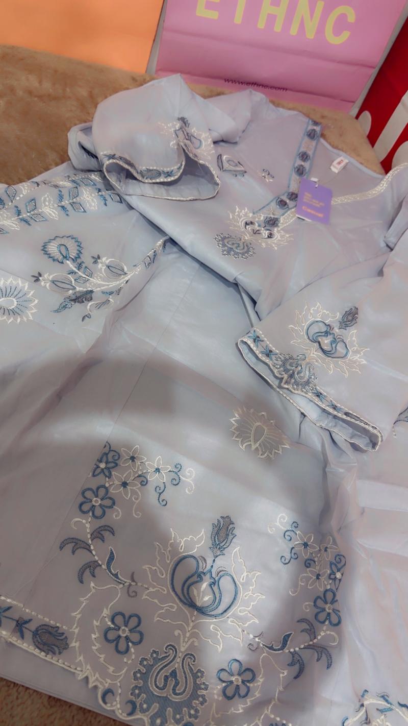 4950 long Ethnc Emb shirt