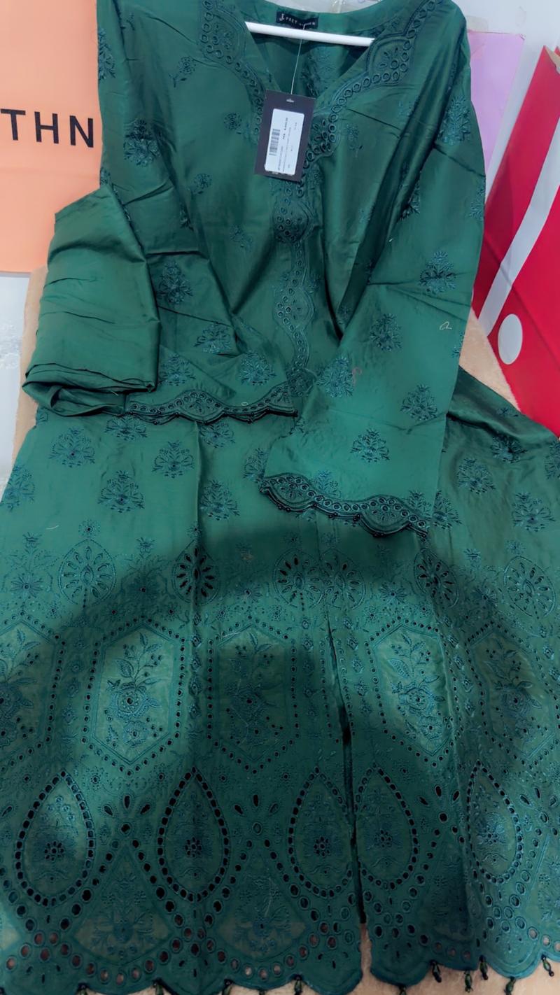 6800 Bottle green fresh suit