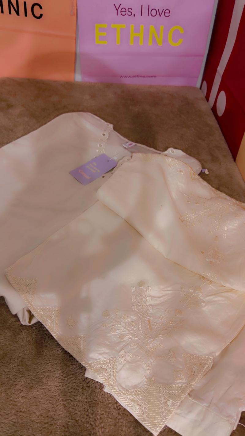 Off white mix 3950