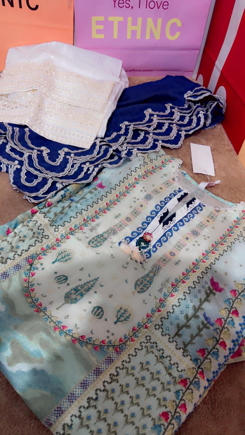 Embroidered 3pc Ethnc 10500 Ethnc