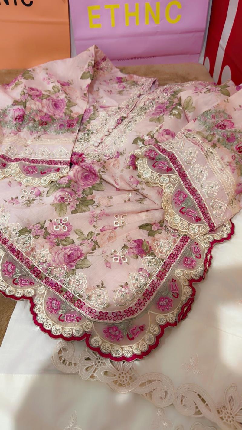 Pink floral 8900