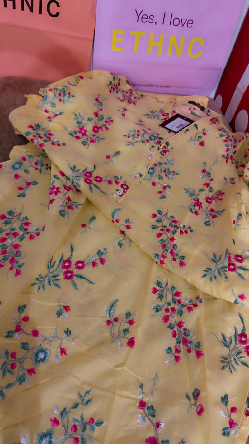 Full embroidery yellow 5500