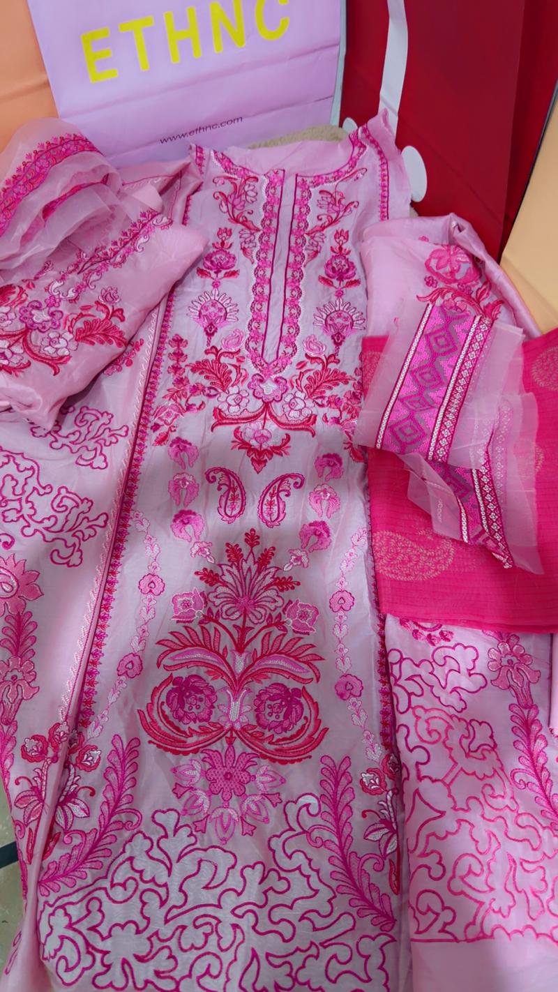 Ethnc luxury lawn pink 