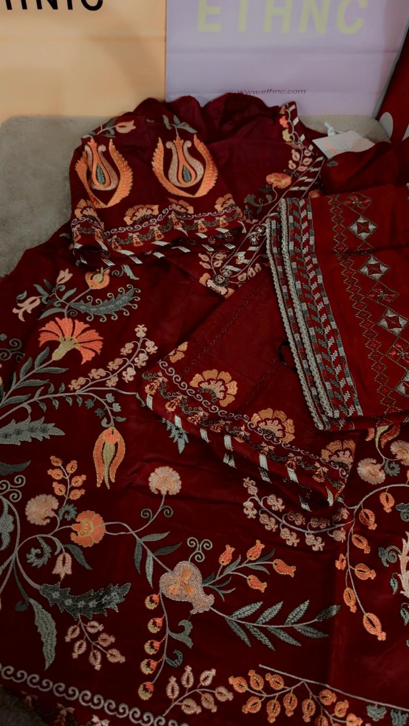Ethnc Mehroon new arrival 2pc 