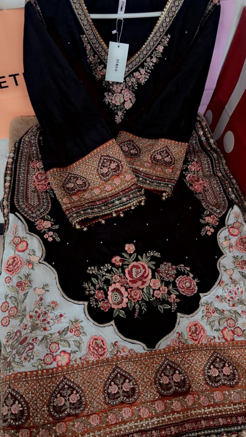 Formal Botique kaftan rebooking dispatch Tuesday