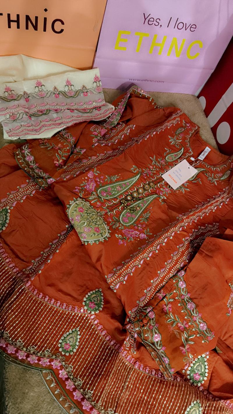9259 ethnic heavy luxury orange white