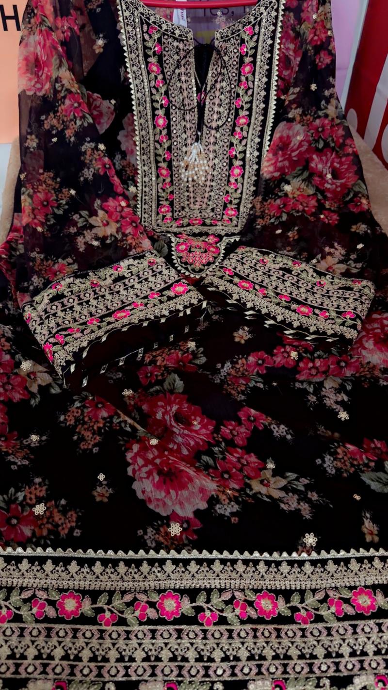 10500 black botique 2pc