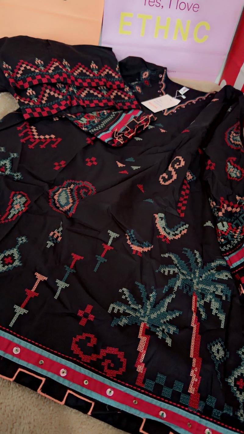 Ethnc black embroidery full 6750