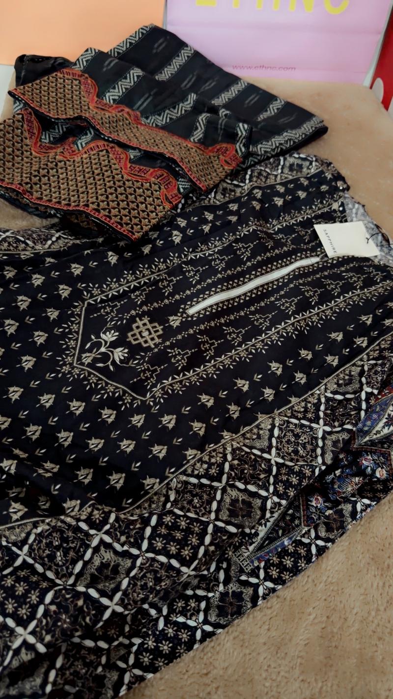 Black embroidered 2pc 4350