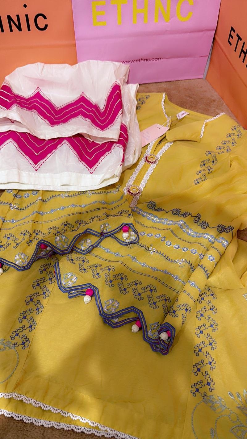 Suit ethnic 2pc
