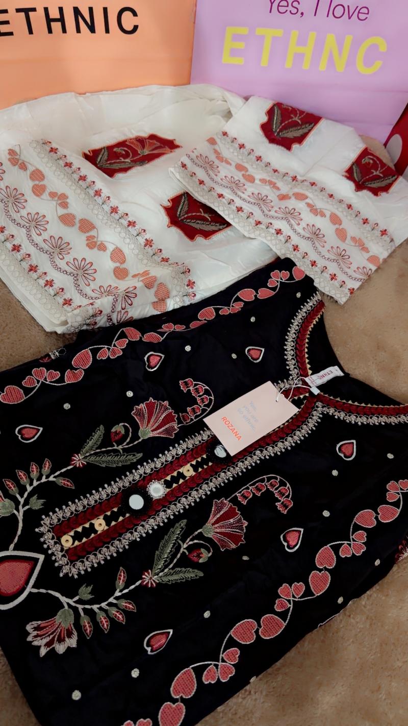 8900 black white shalwar  Ethnc new arrival 