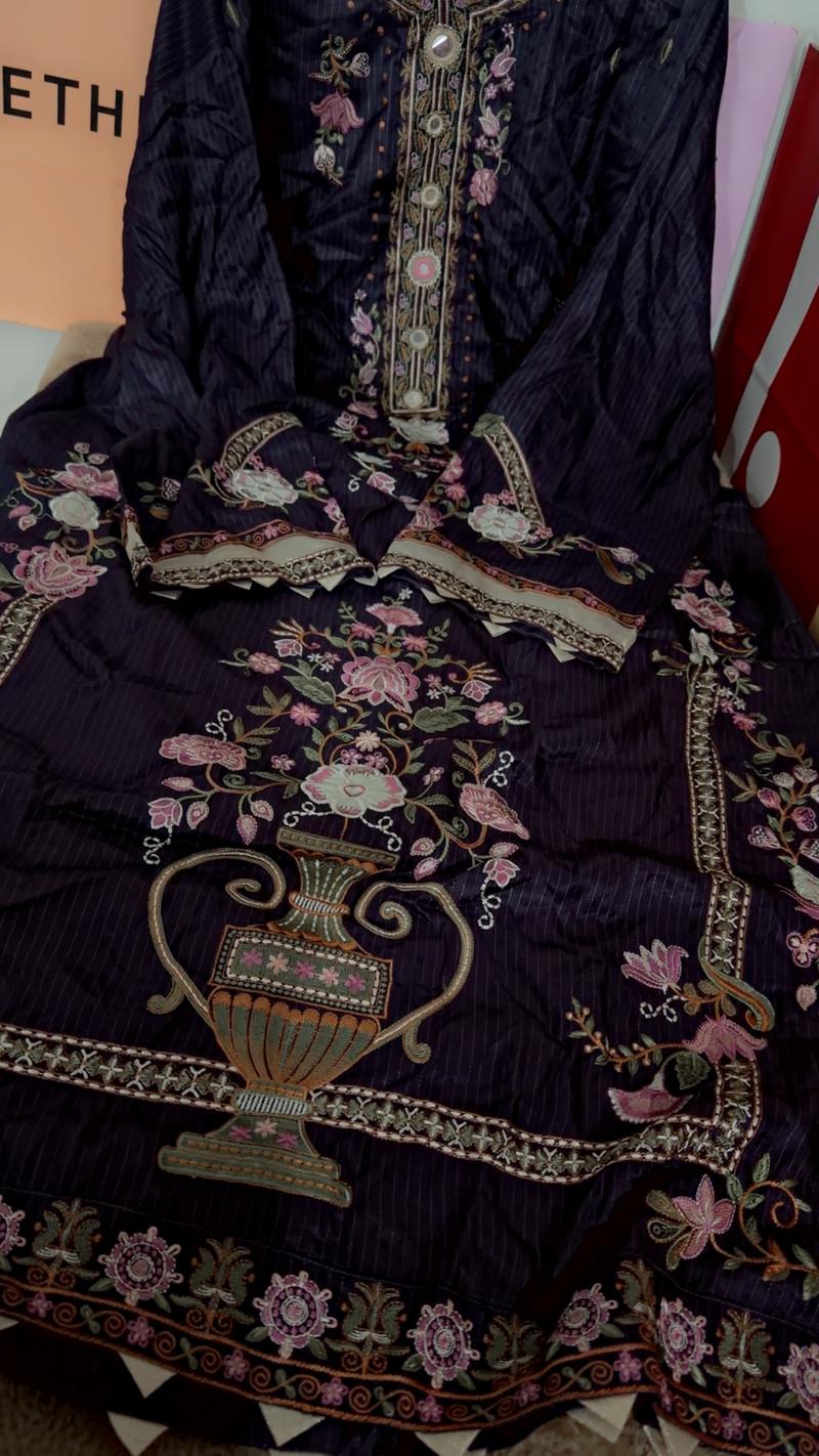 Ethnc kaftan front back full embroidery purple 7450