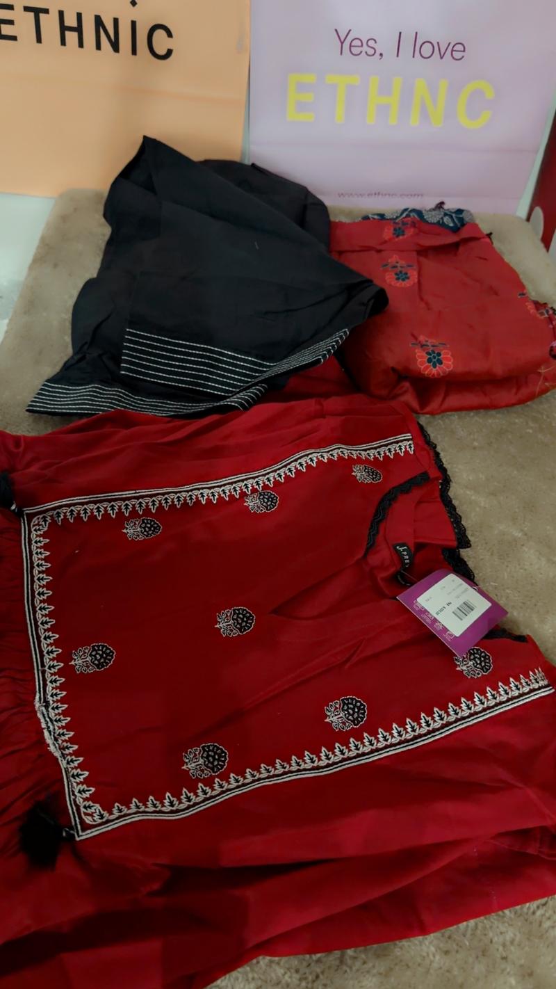 3pc 4500 lawn cotton red Mehroon 