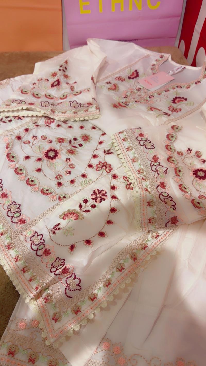 Ethnc 6750 full embroidery 2pc