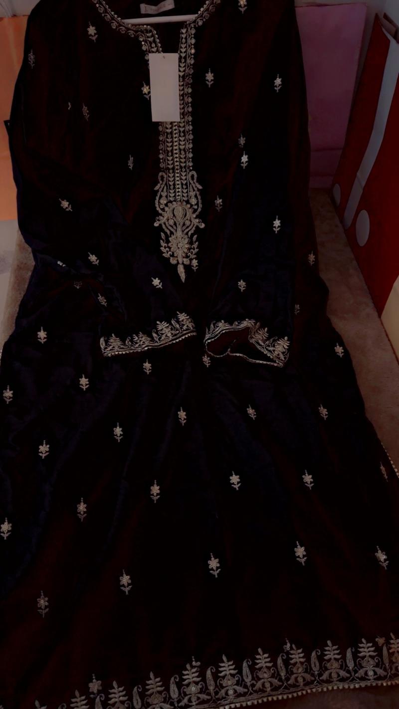 Black packing shirt 4950 silk embroidered
