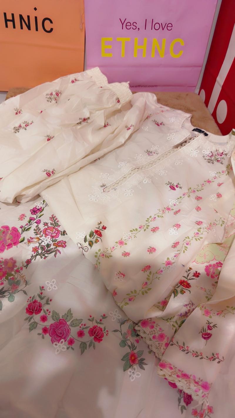 Chicken kari multi white small 4950