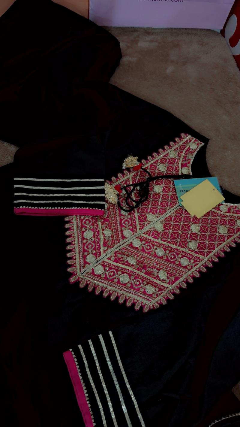 Heavy formal black 