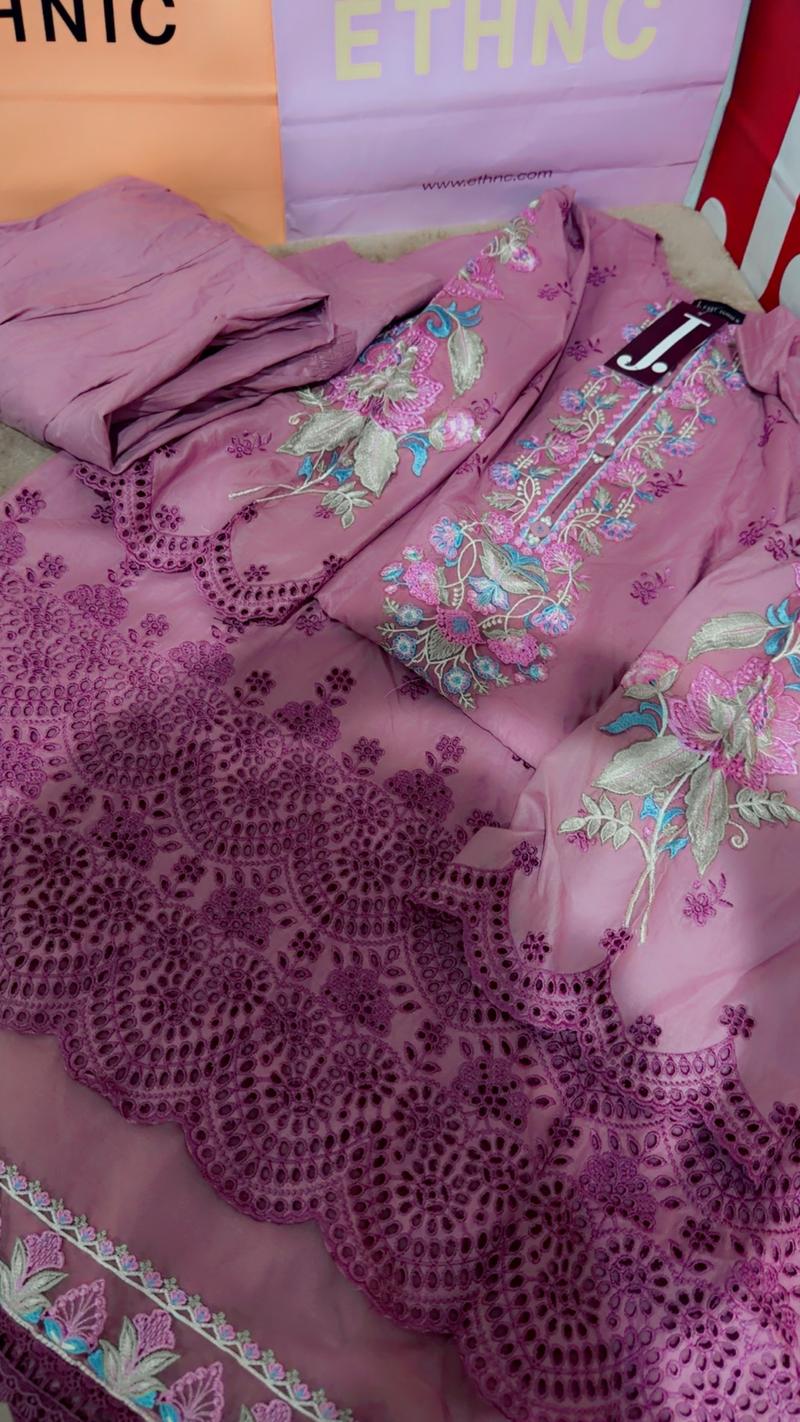 Luxury lawn lilac pink large 
