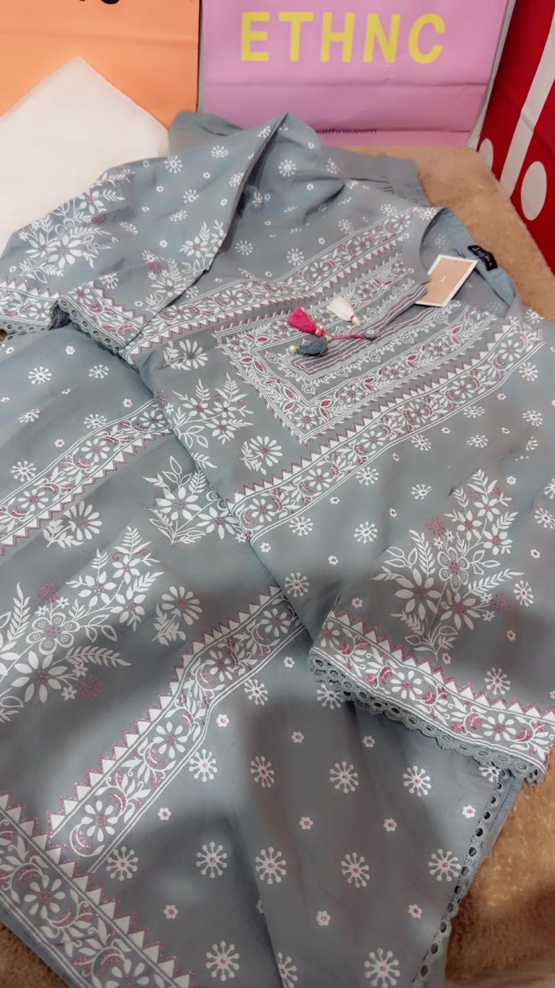 Gray sky small 5800