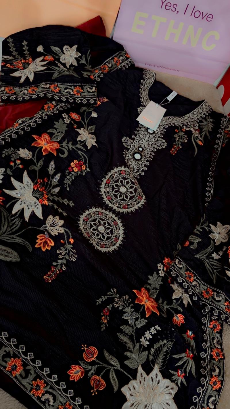 Ethnc new arrival black fresh