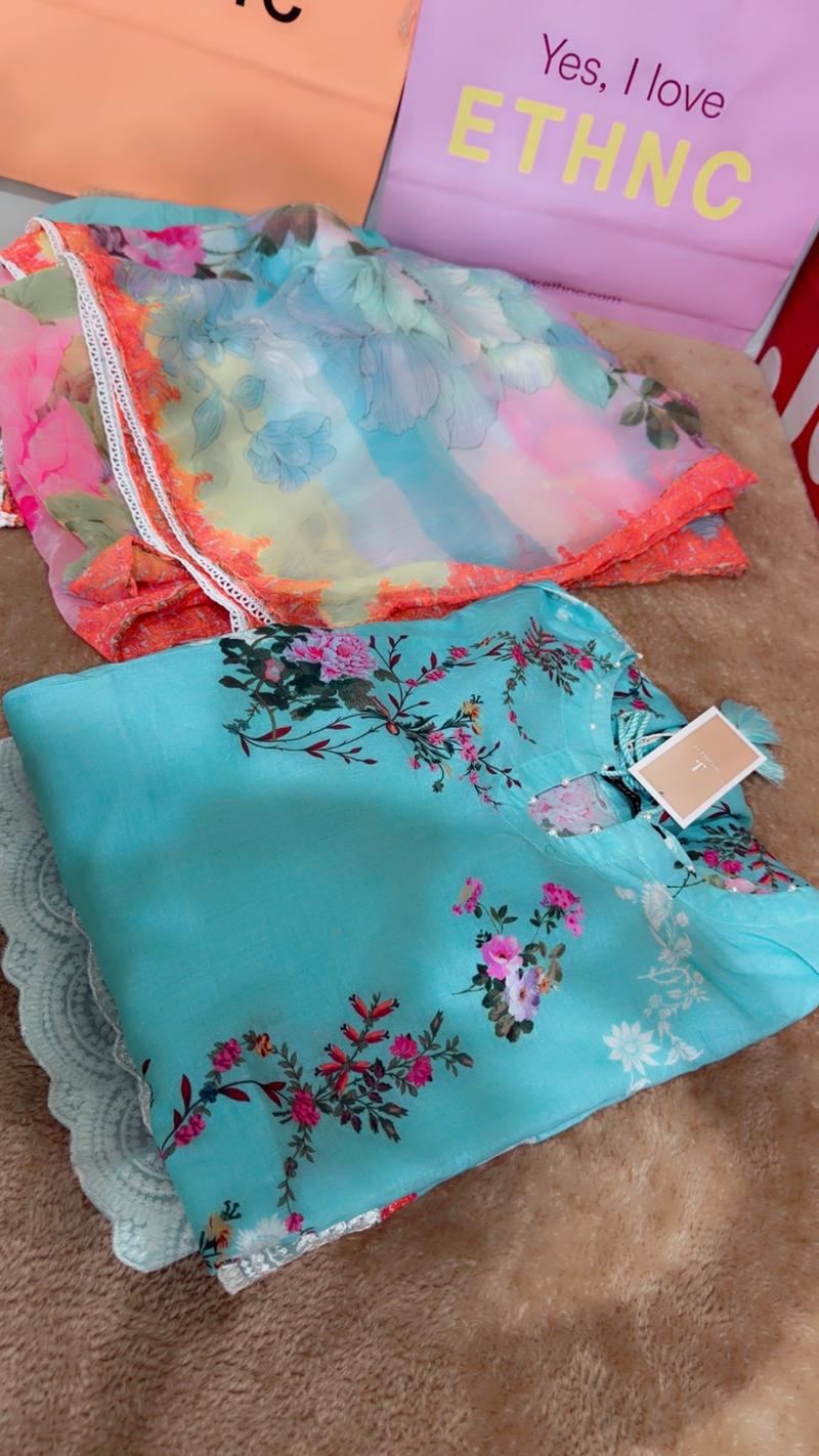 Ice blue large 3pc fresh fit to meidum also