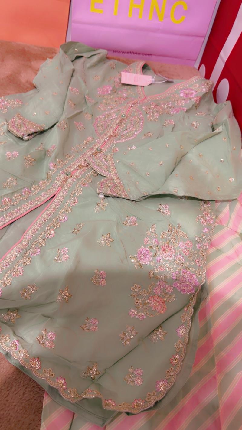 Pista girls 2pc botique 5650