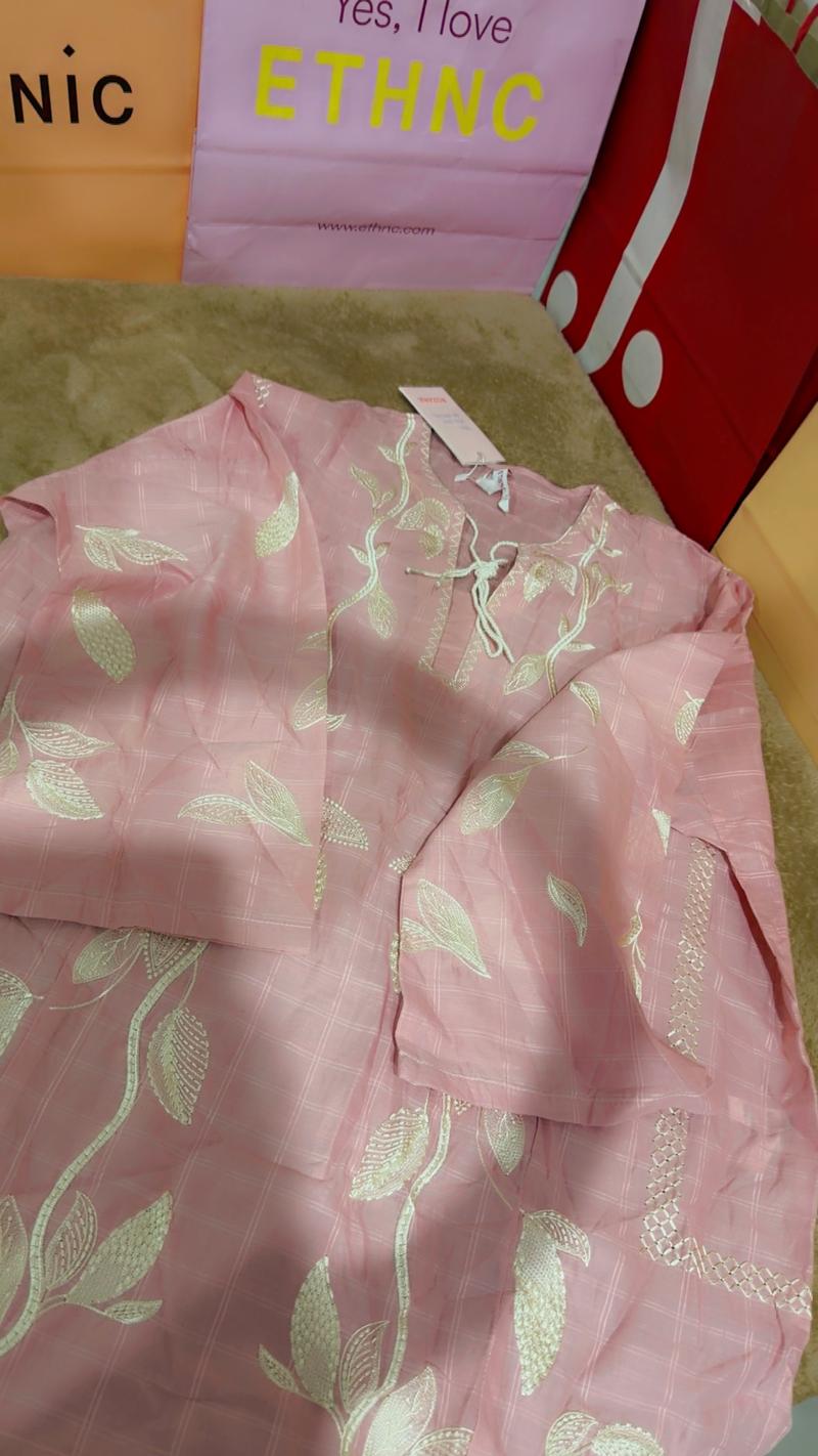 Embroidery ethnic pink shirt 