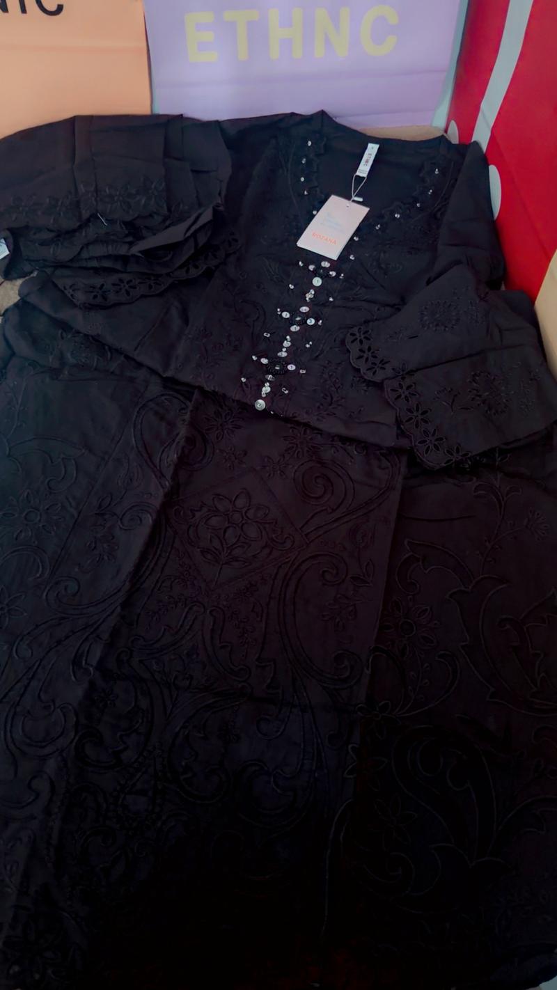 Black on black 8400