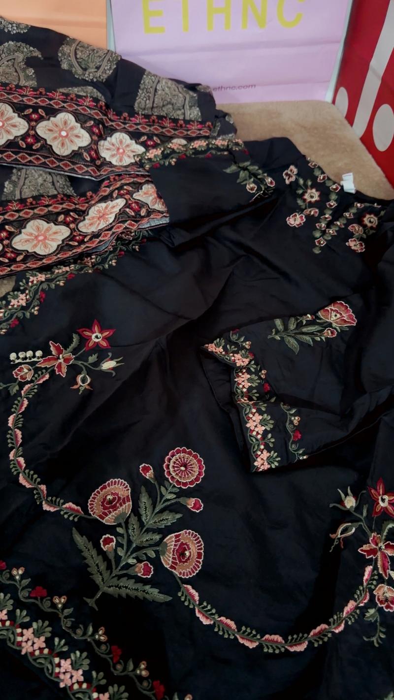 Black s /m 7800