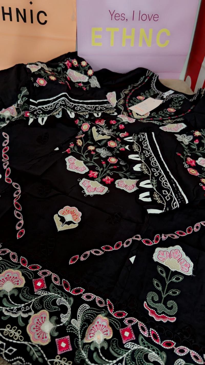 Black 8850