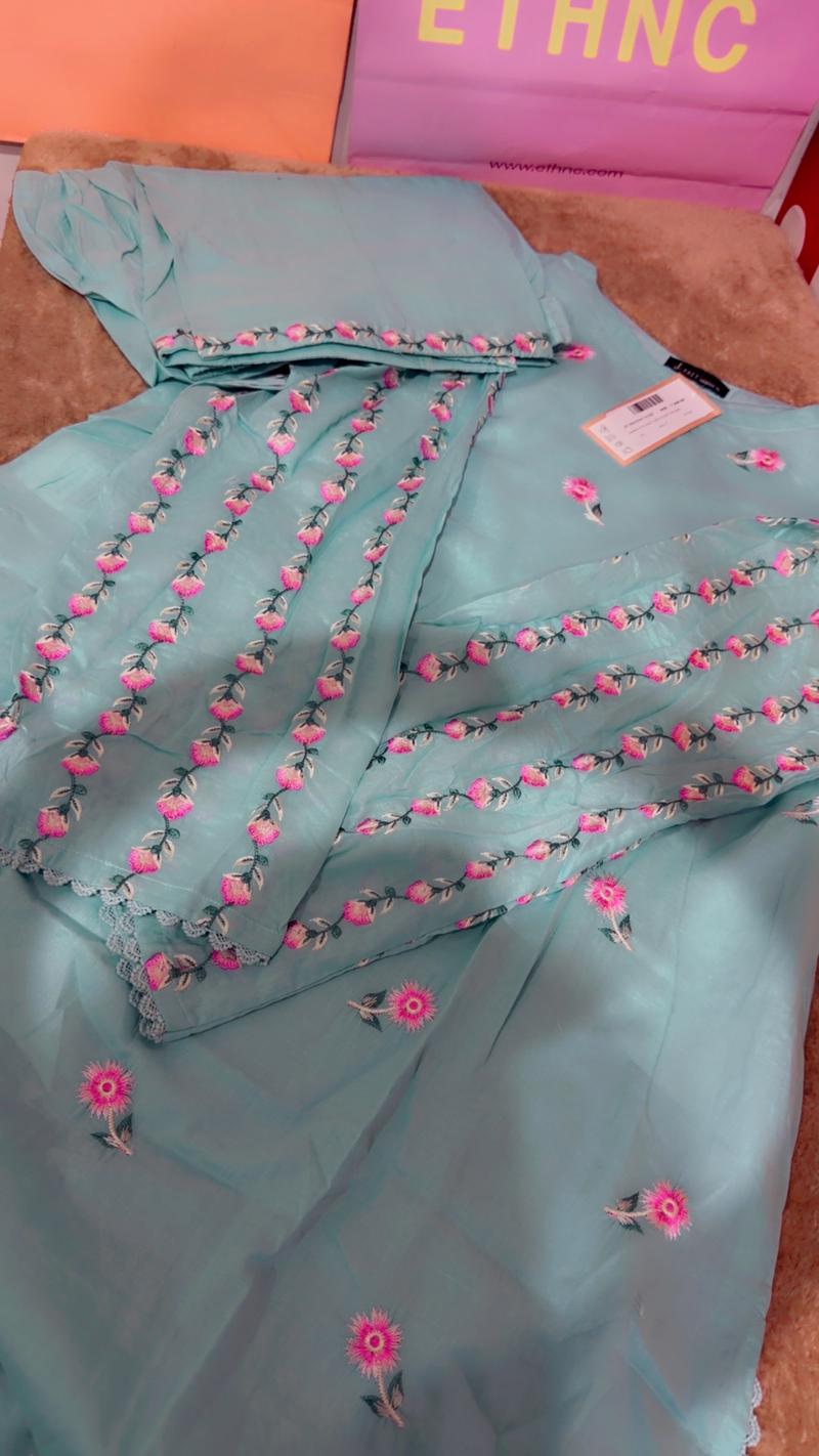 Ice blue embroidery full 4900
