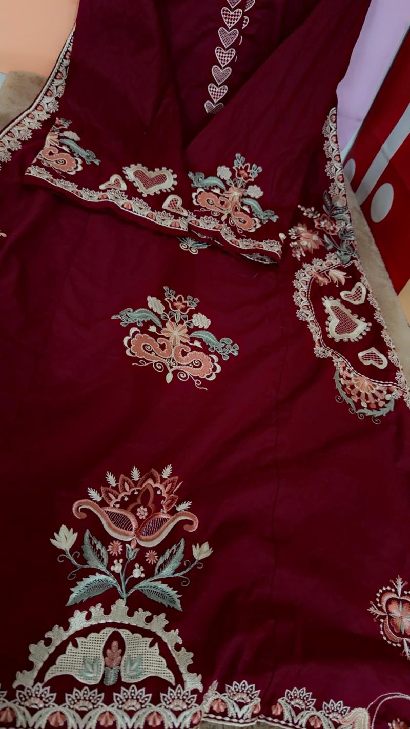 Ethnc Mehroon kaftan shirt Emb long small 6900