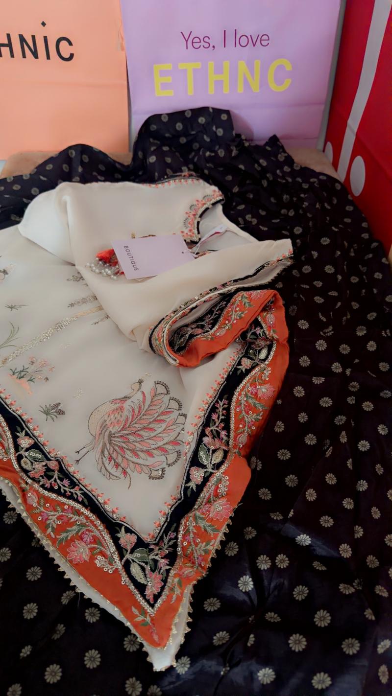 Ethnc botique 11500