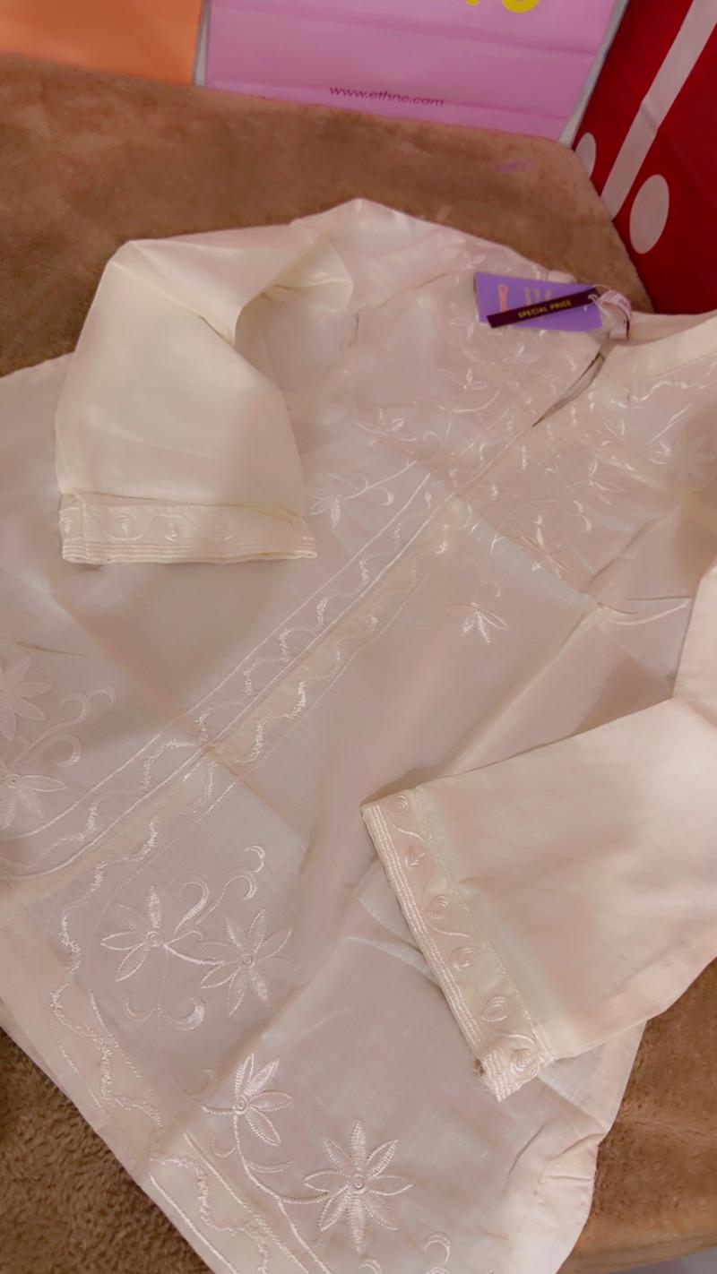 Shirt Ethnc Emb white 2650 small