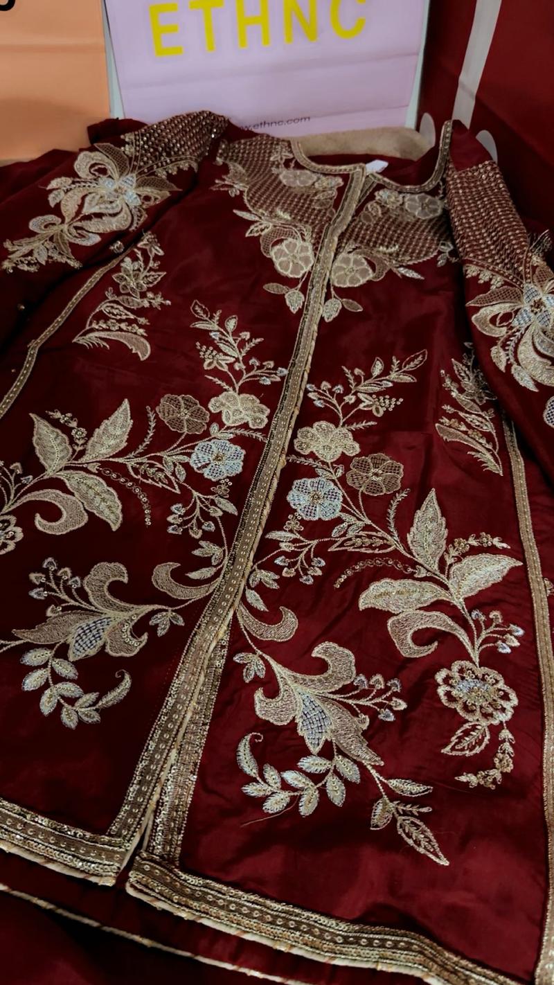 13500 Mehroon