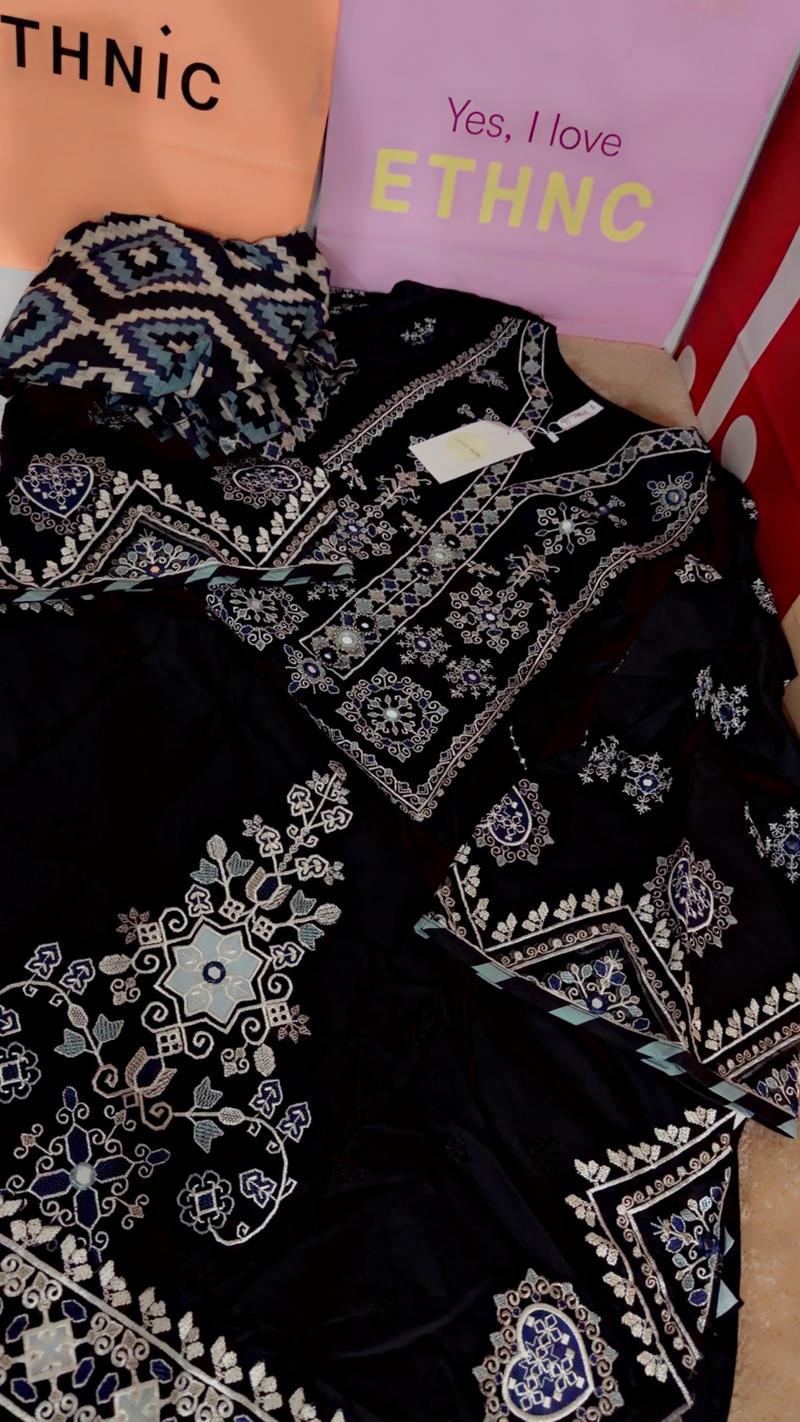 Black blue 8950 Ethnc 