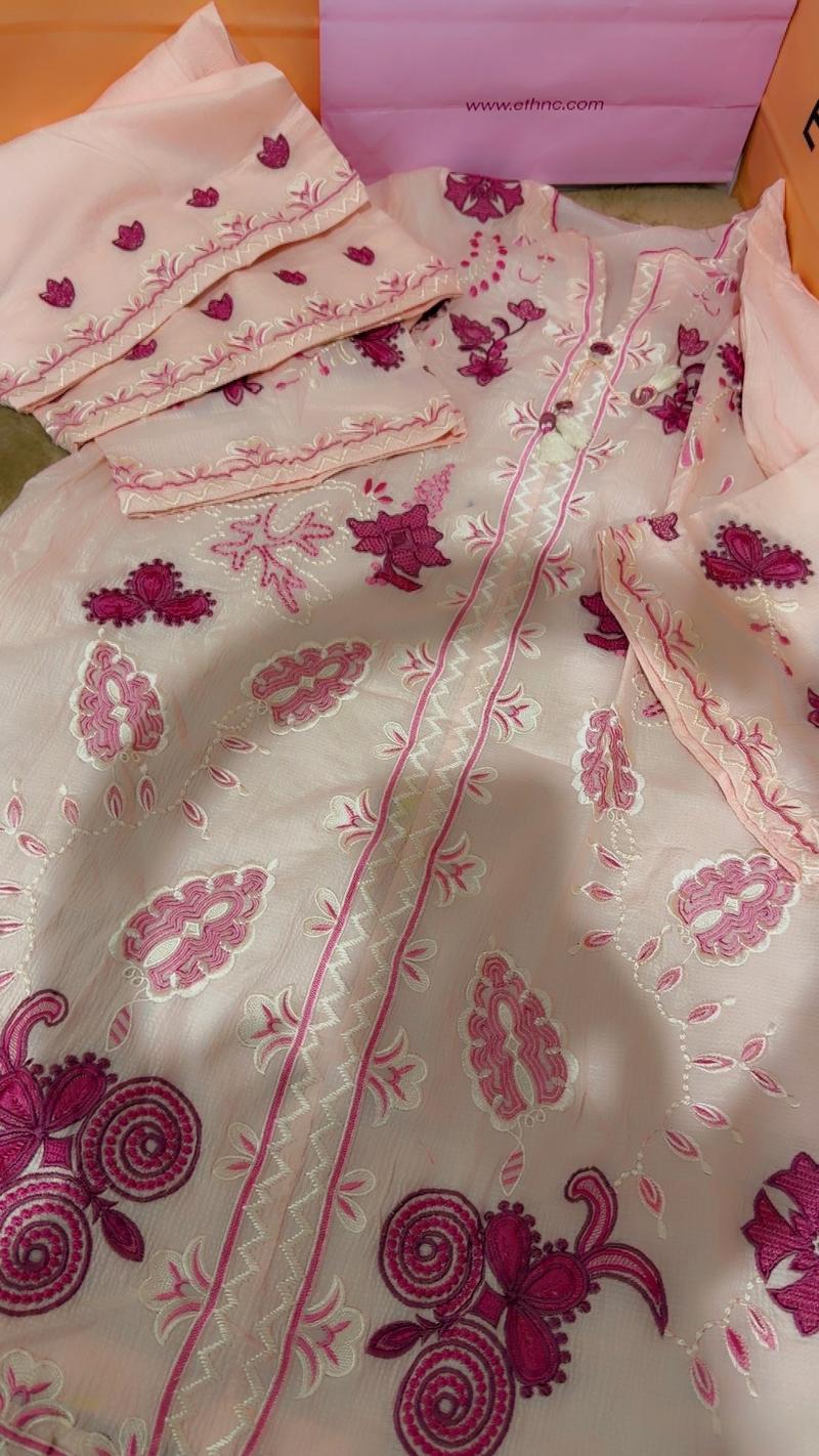 pink ladies suit Ethnc 2pc