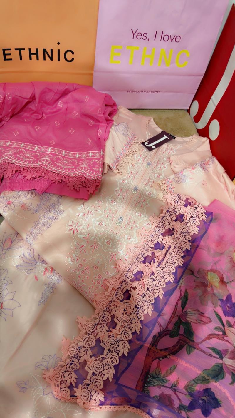 Luxury lawn 3pc pink 