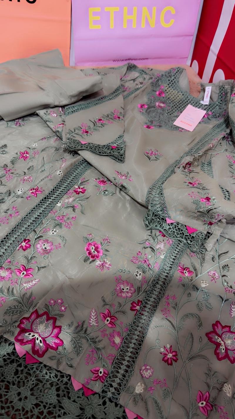 Green 2pc aline front back embroidery
