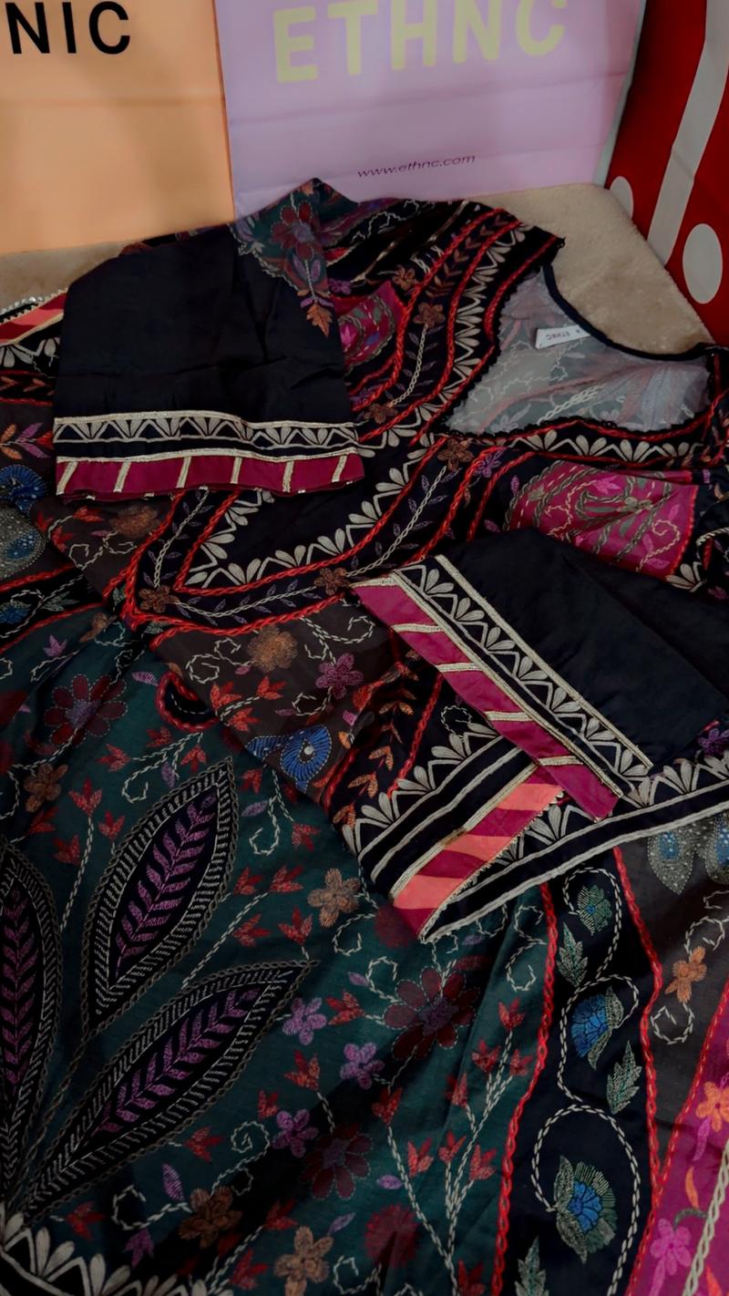 kaftan black. Printed 